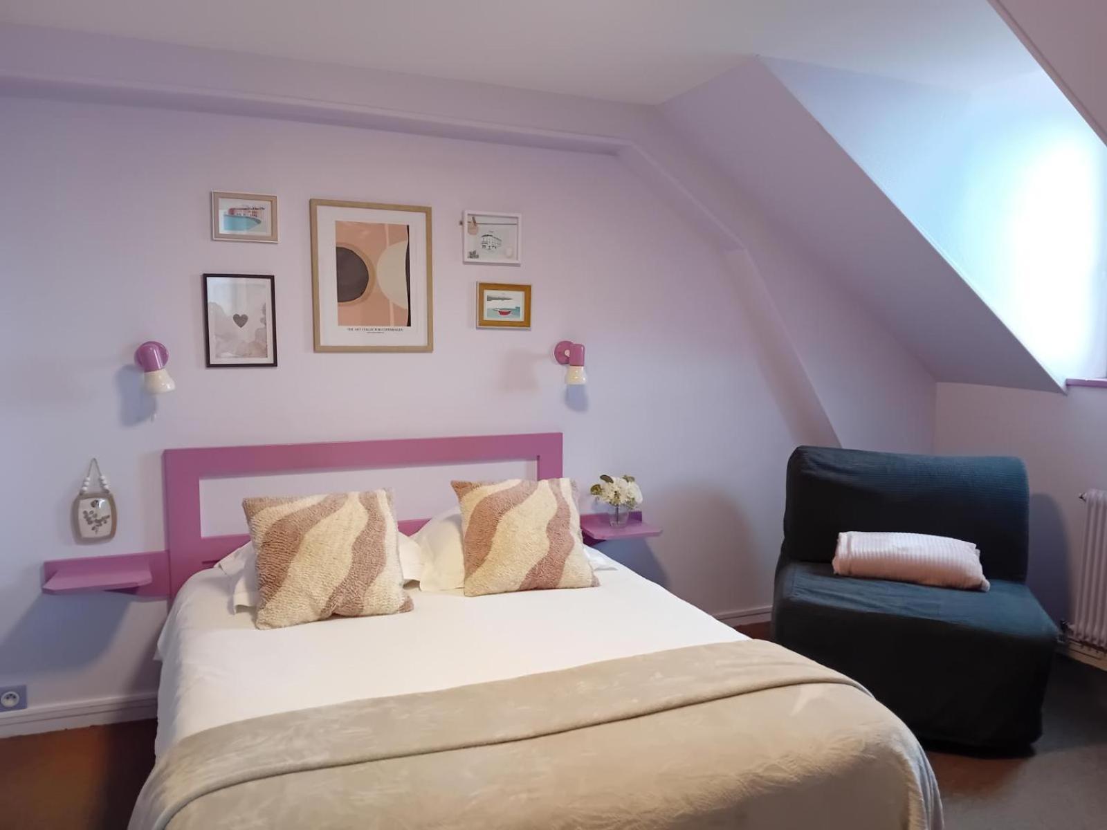 De La Hotel 2*